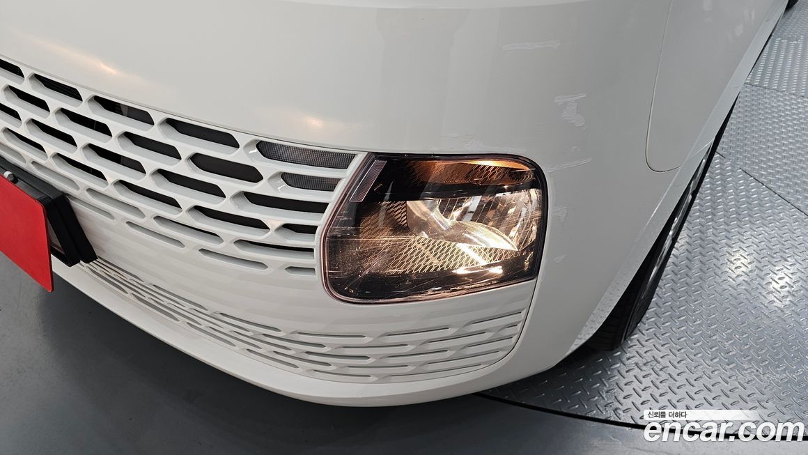 Hyundai Staria 2024