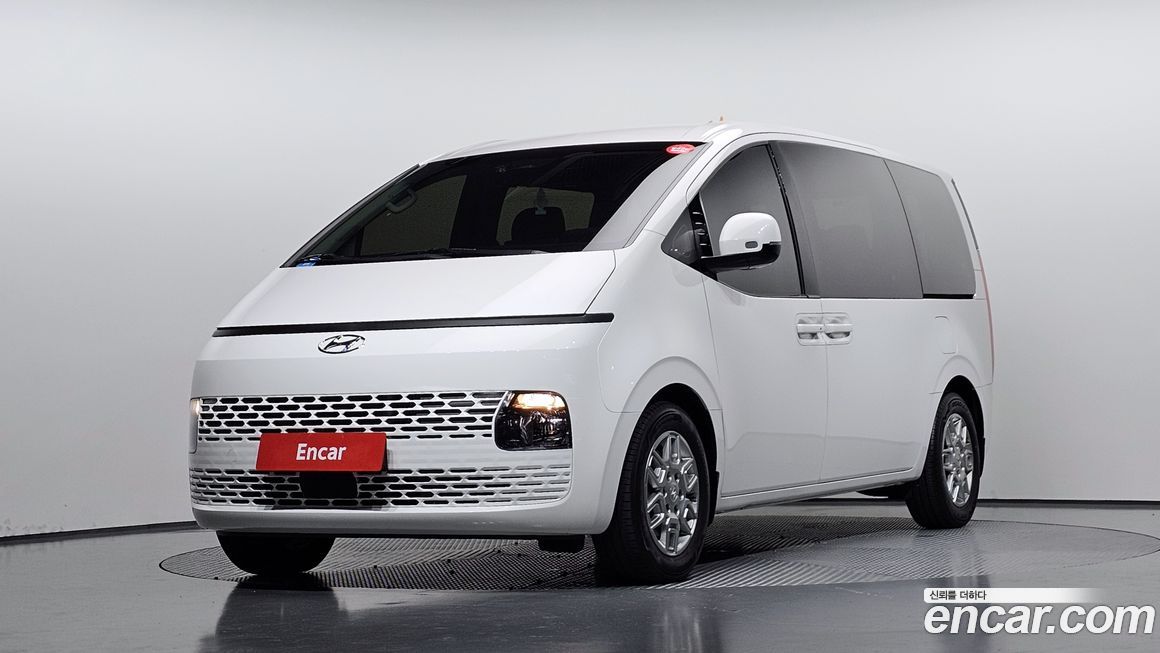 Hyundai Staria 2024