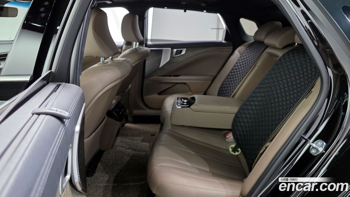 Kia K8 2023