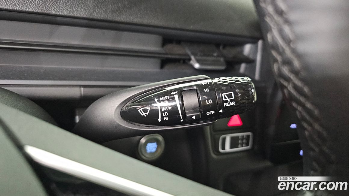 Hyundai Staria 2024
