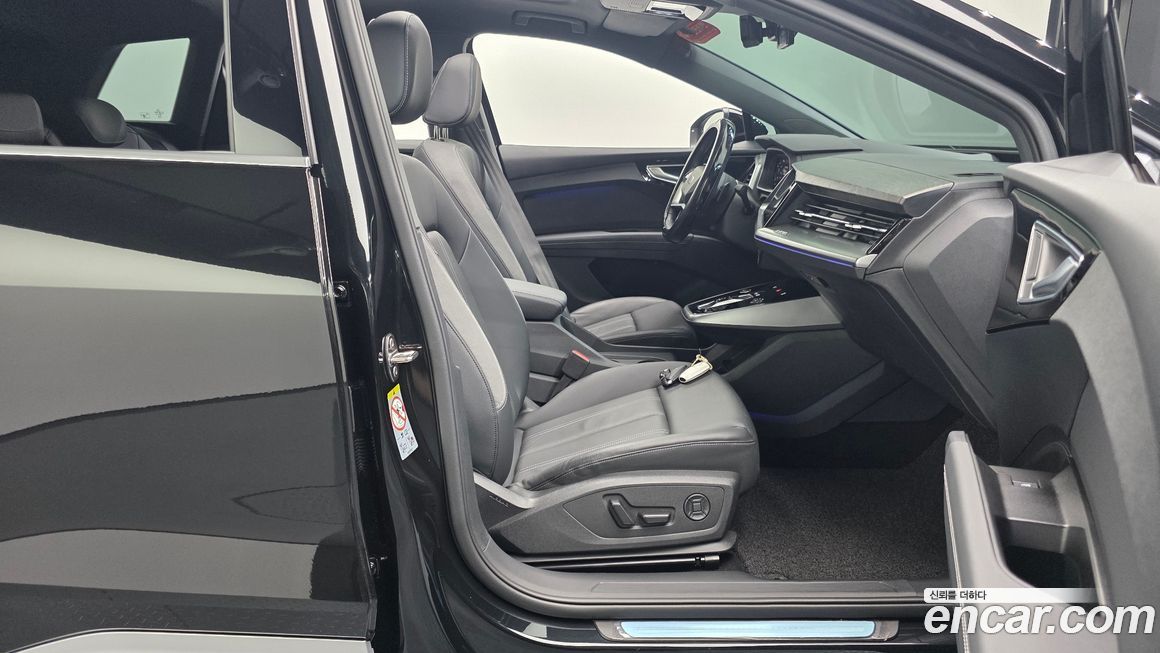 Audi Q4 e-tron 2025