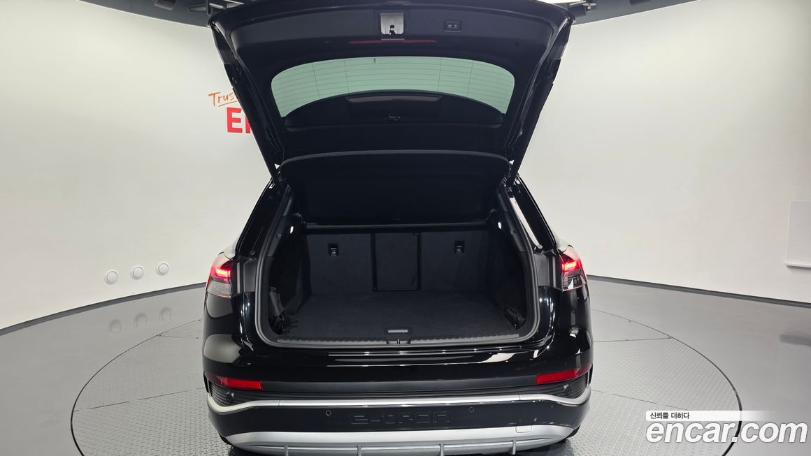 Audi Q4 e-tron 2025