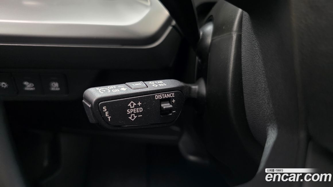 Audi Q4 e-tron 2025
