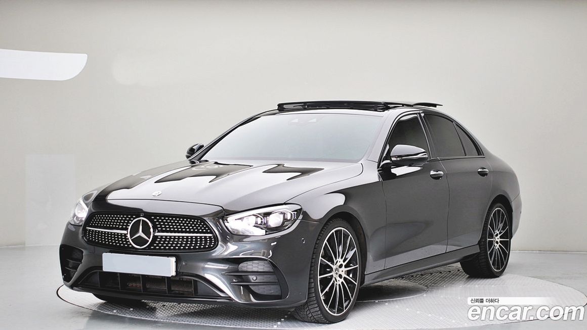 Mercedes-Benz E-Class 2023