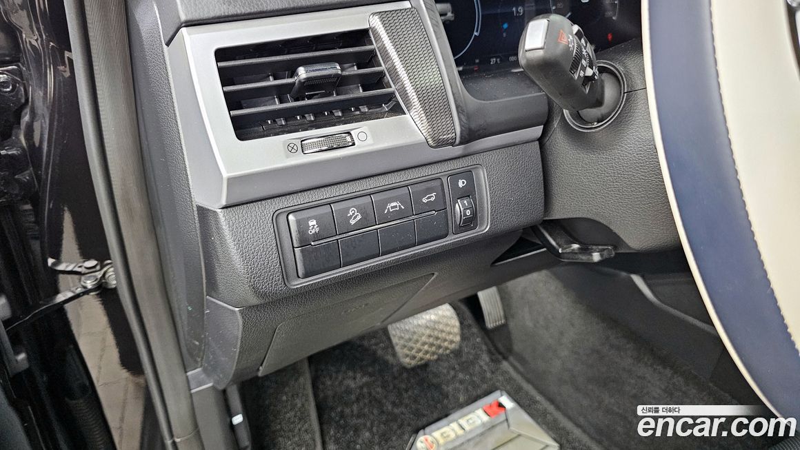 KG_Mobility_Ssangyong Rexton 2021