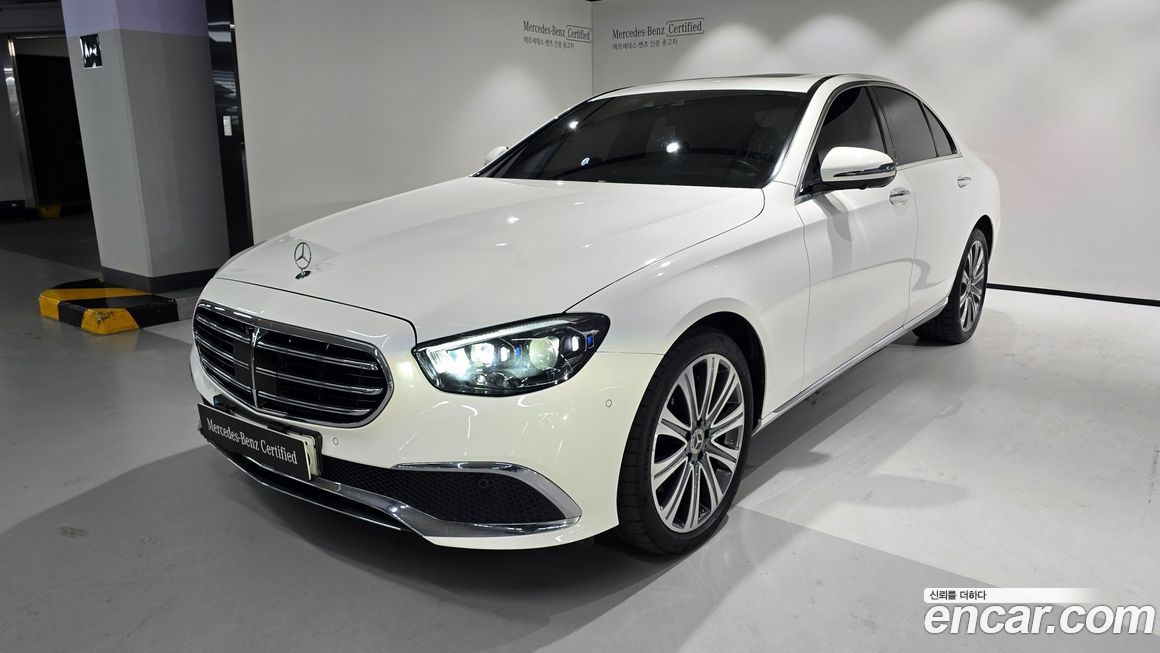 Mercedes-Benz E-Class 2023