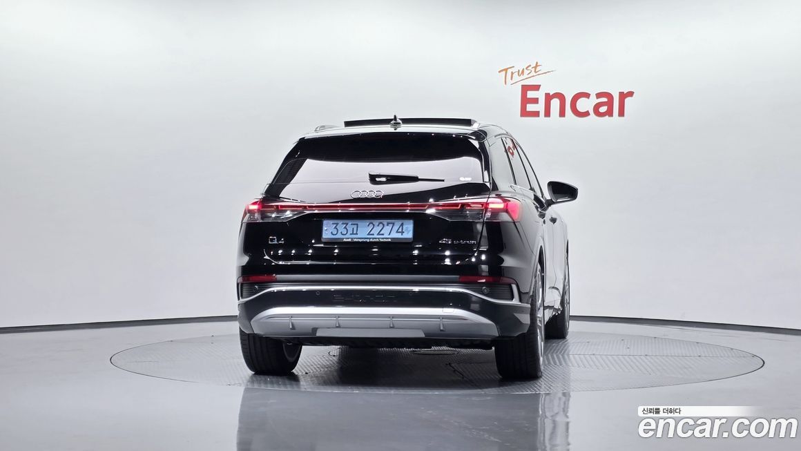 Audi Q4 e-tron 2025