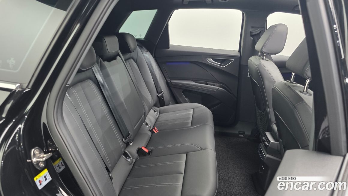 Audi Q4 e-tron 2025