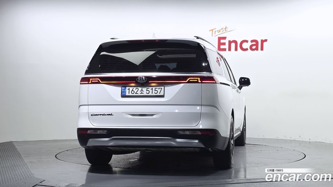 Kia Canival 2021