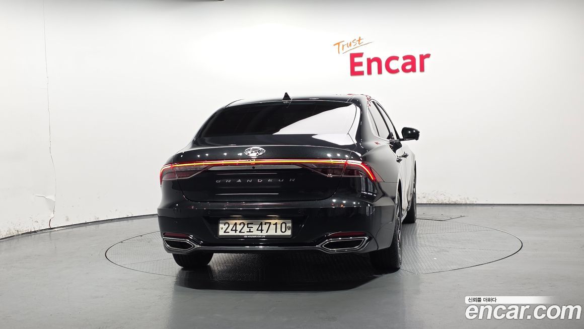 Hyundai Grandeur 2020