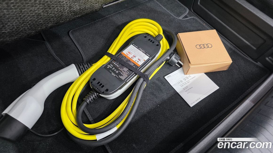 Audi Q4 e-tron 2025