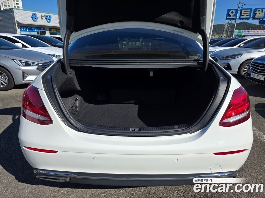 Mercedes-Benz E-Class 2018