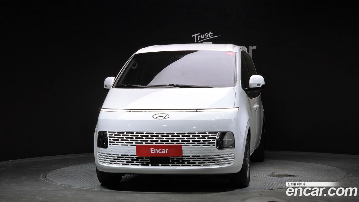 Hyundai Staria 2023