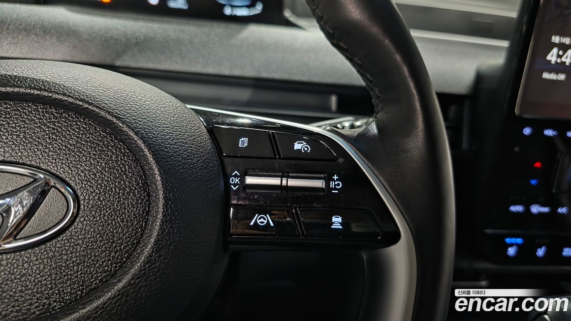 Hyundai Staria 2023