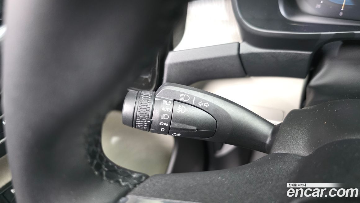 Volvo XC40 2023