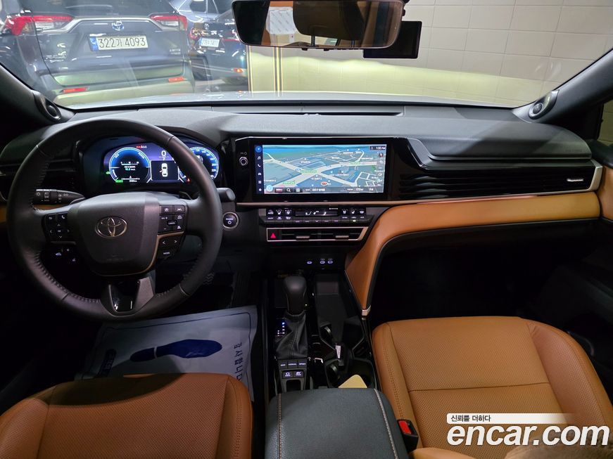 Toyota Camry 2025