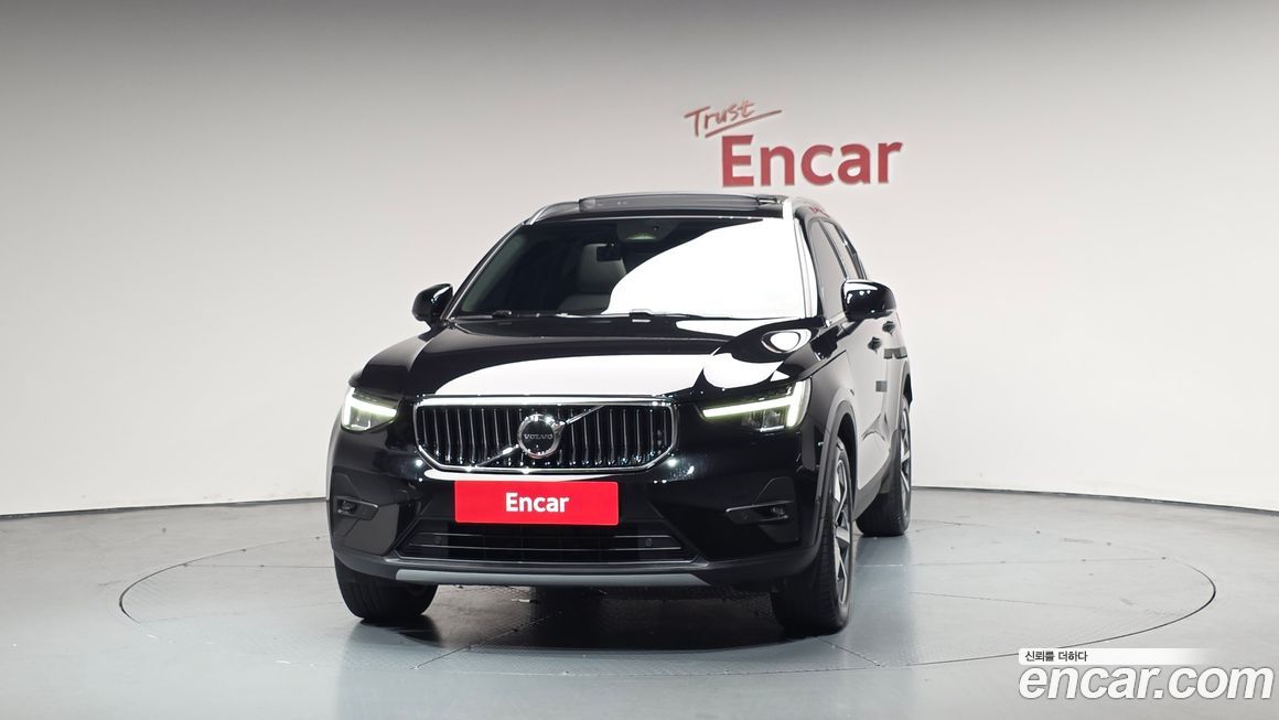 Volvo XC40 2023