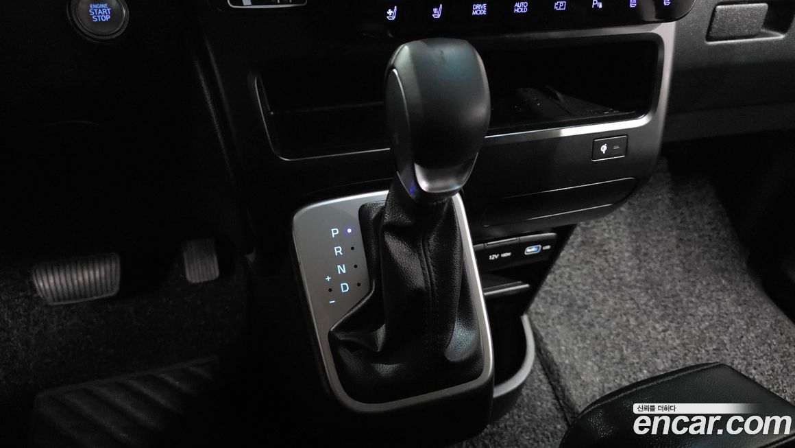 Hyundai Staria 2023