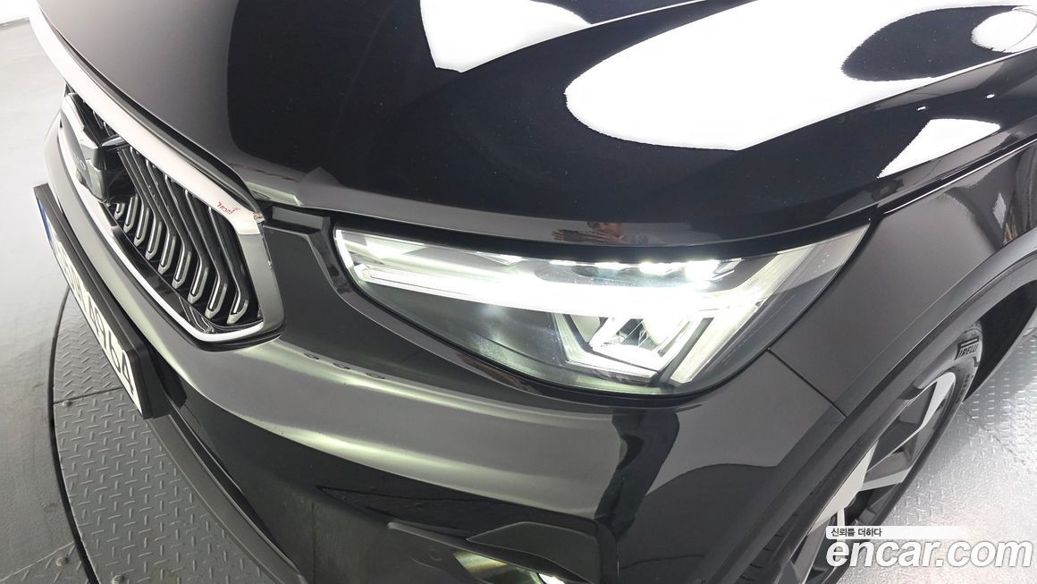 Volvo XC40 2023