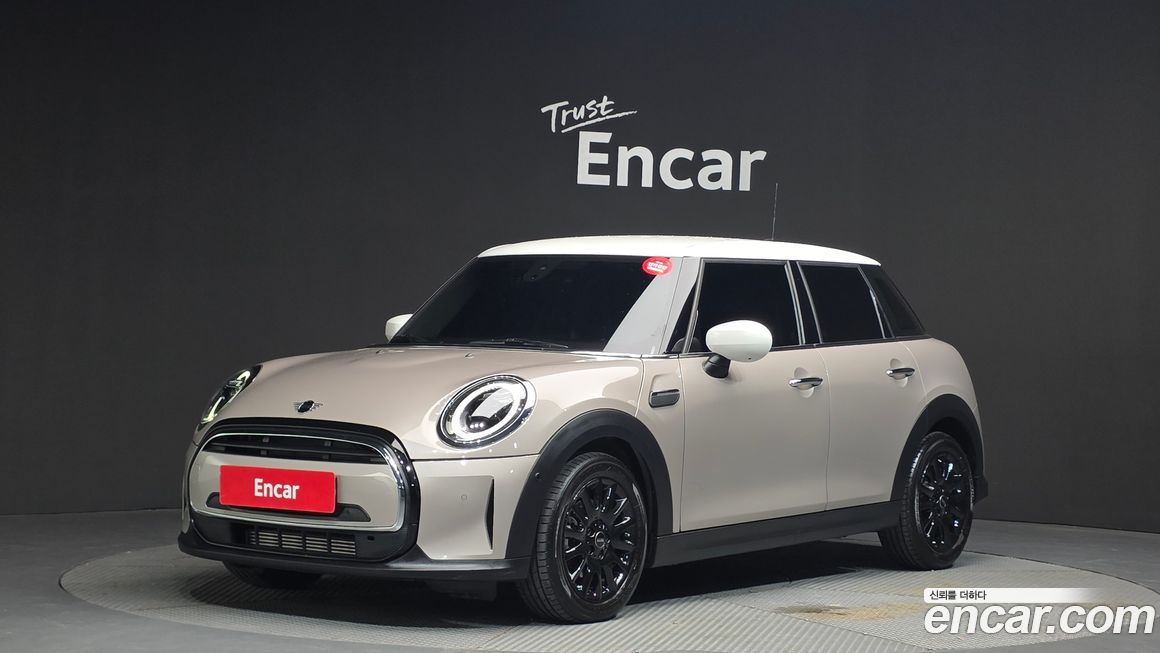 Mini Cooper 2024
