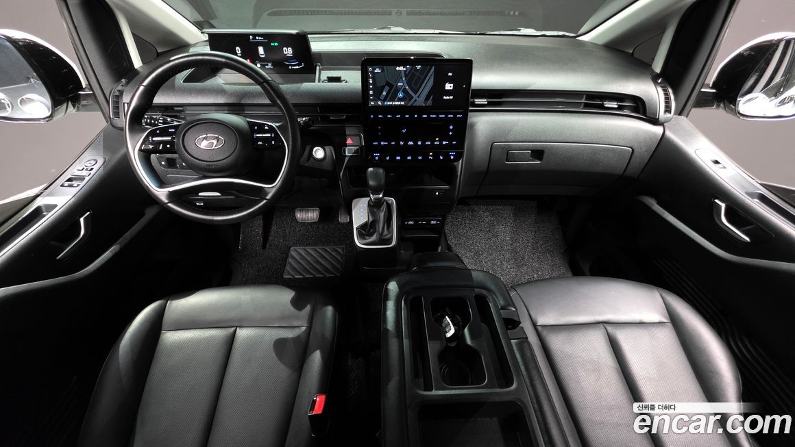 Hyundai Staria 2023