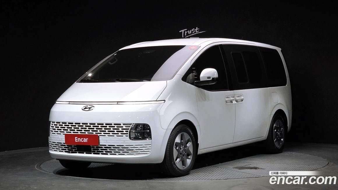 Hyundai Staria 2023