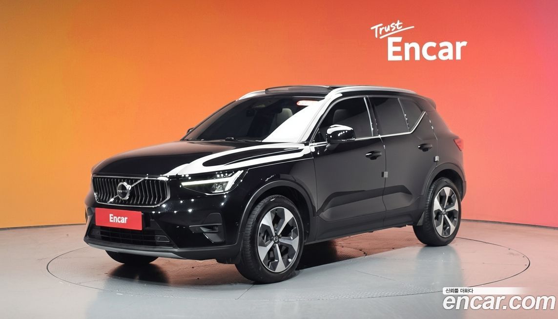 Volvo XC40 2023