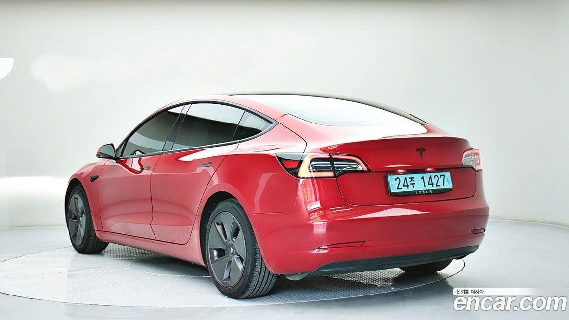 Tesla Model 3 2021