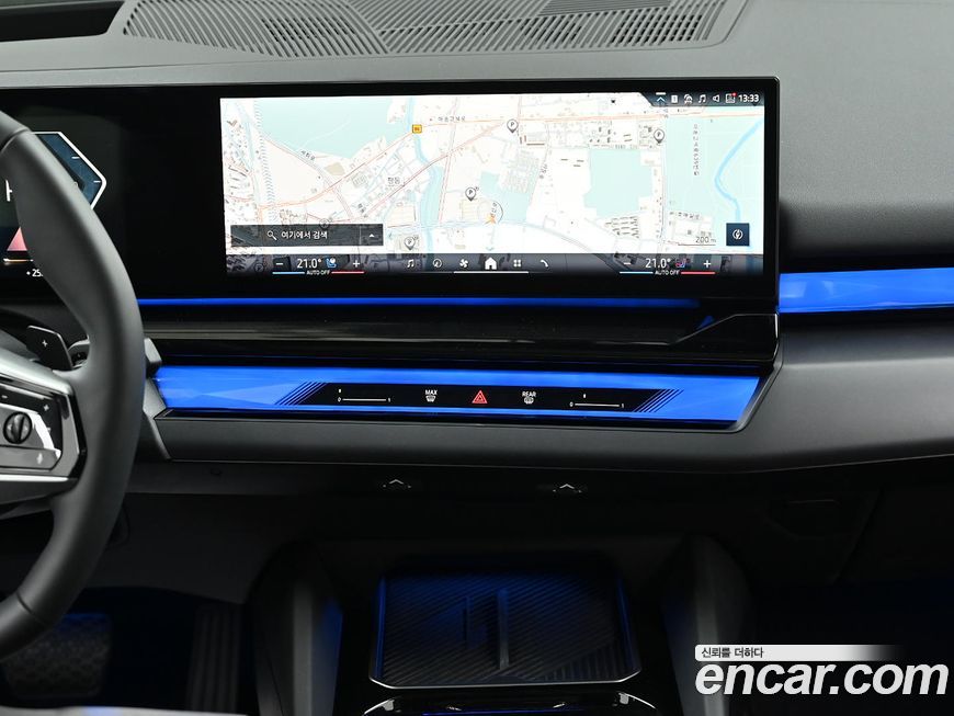 BMW 5-Series 2025