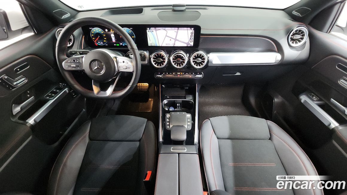 Mercedes-Benz EQB 2024