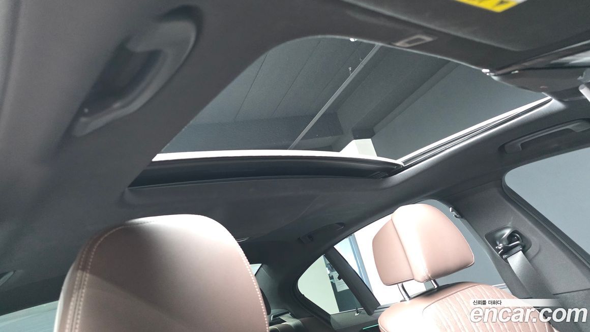 BMW 5-Series 2023