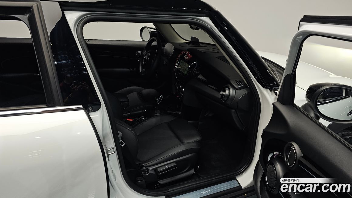 Mini Cooper 2024