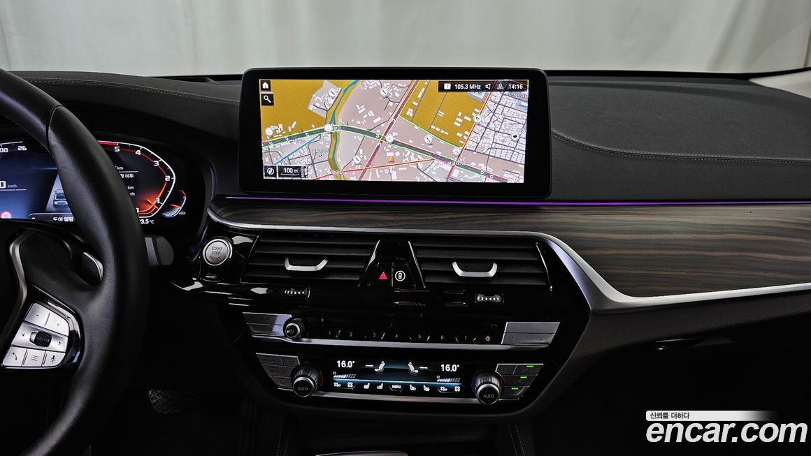 BMW Gran Turismo 2024