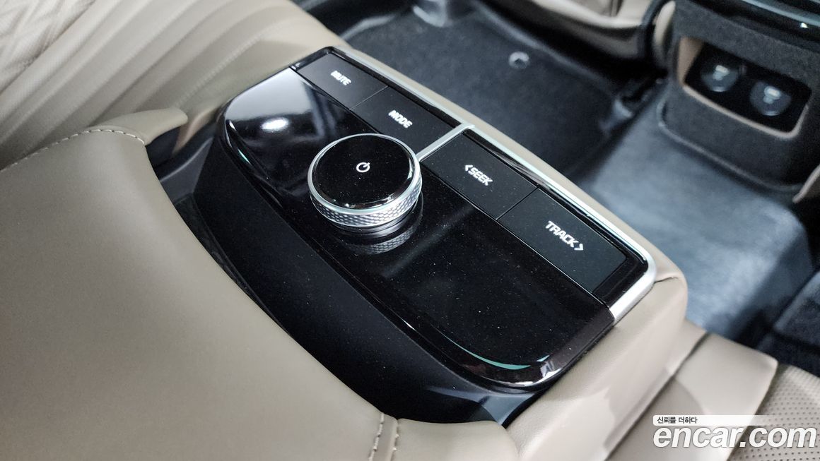 Kia K8 2023