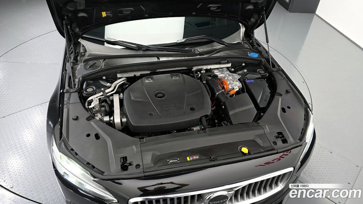 Volvo S90 2023