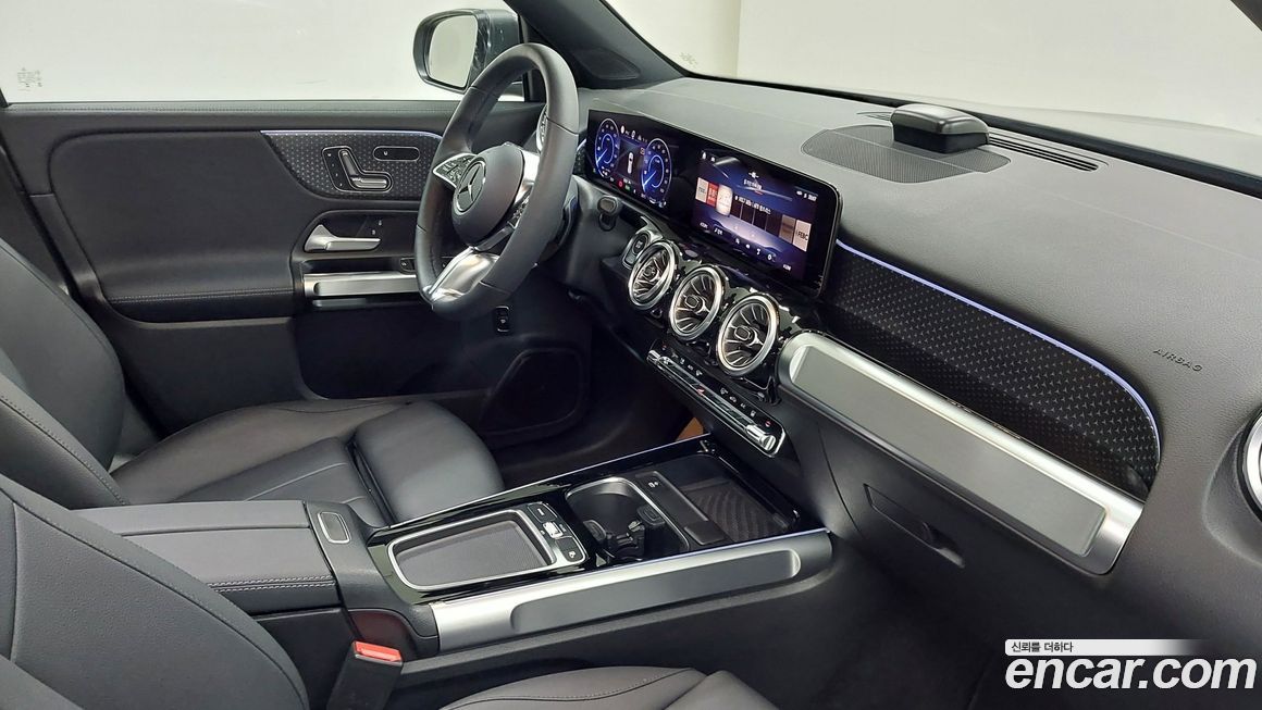 Mercedes-Benz EQB 2025