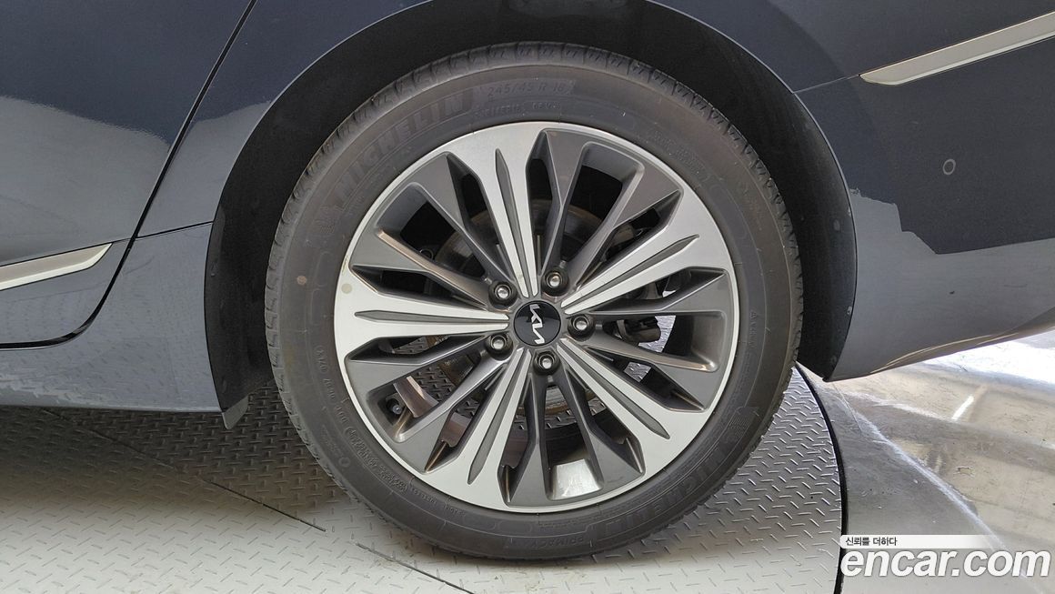 Kia K8 2023