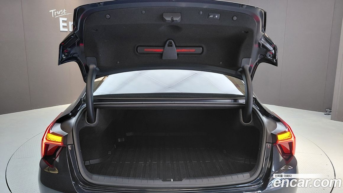 Kia K8 2023