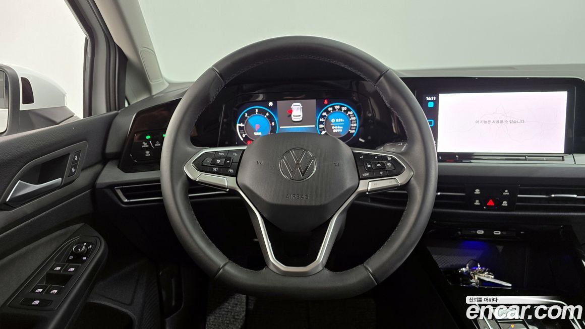 Volkswagen Golf 2024