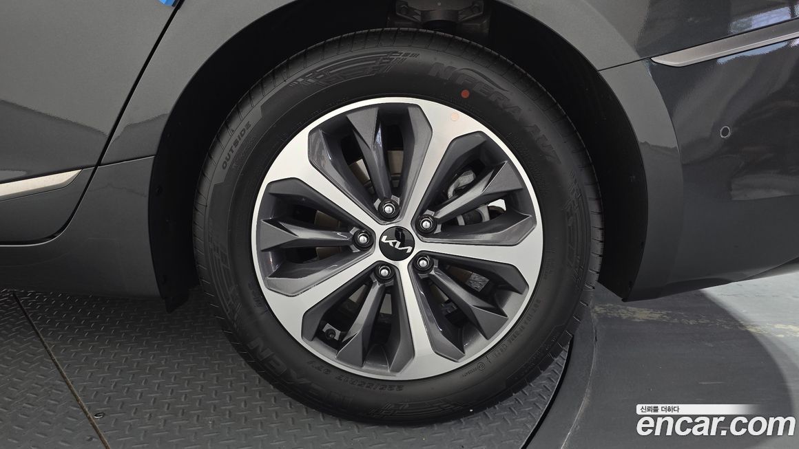 Kia K8 2023