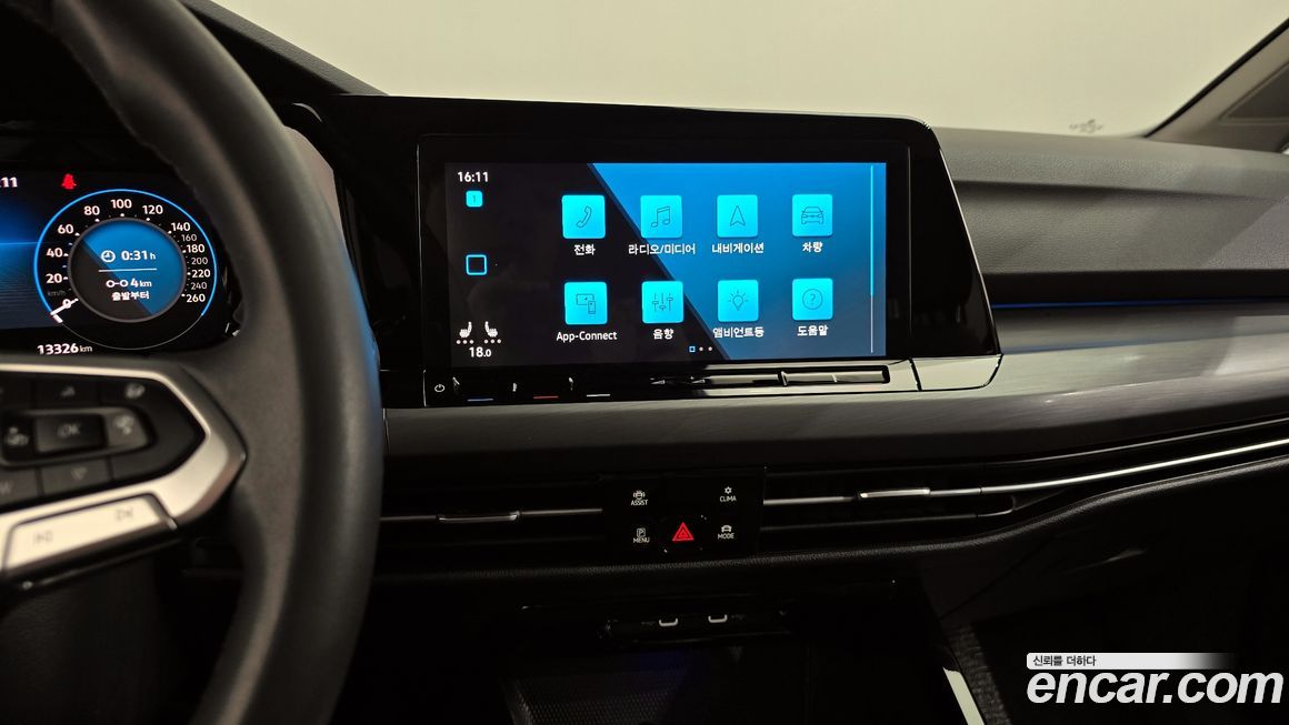 Volkswagen Golf 2024