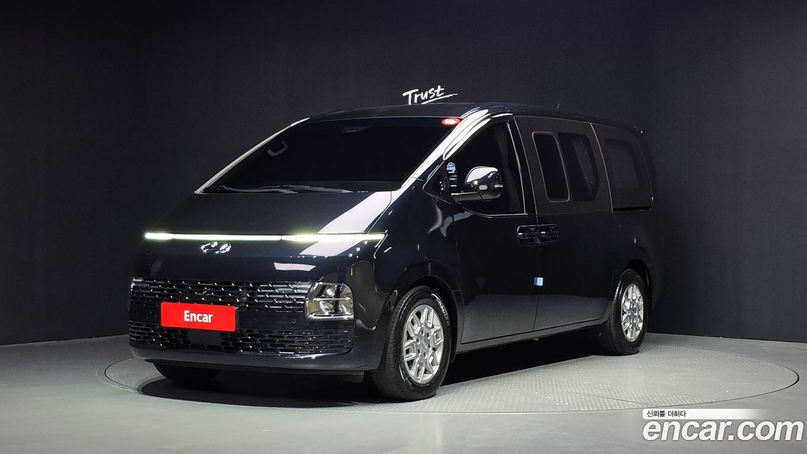 Hyundai Staria 2024