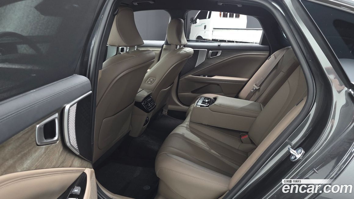 Kia K8 2023