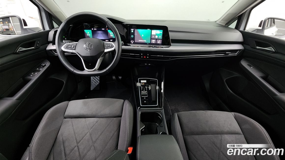 Volkswagen Golf 2024