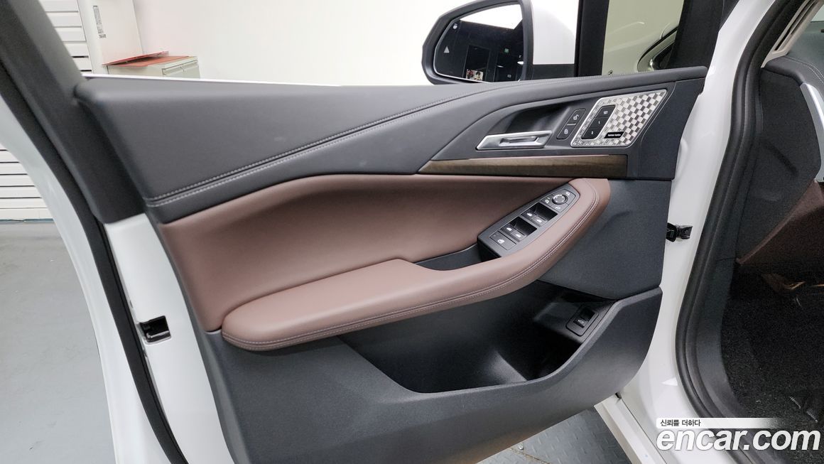 BMW 2-Series 2025
