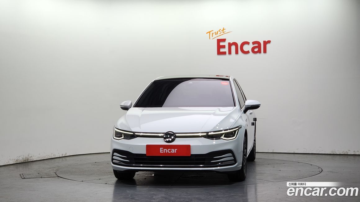 Volkswagen Golf 2024