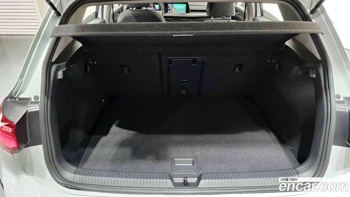 Volkswagen Golf 2024