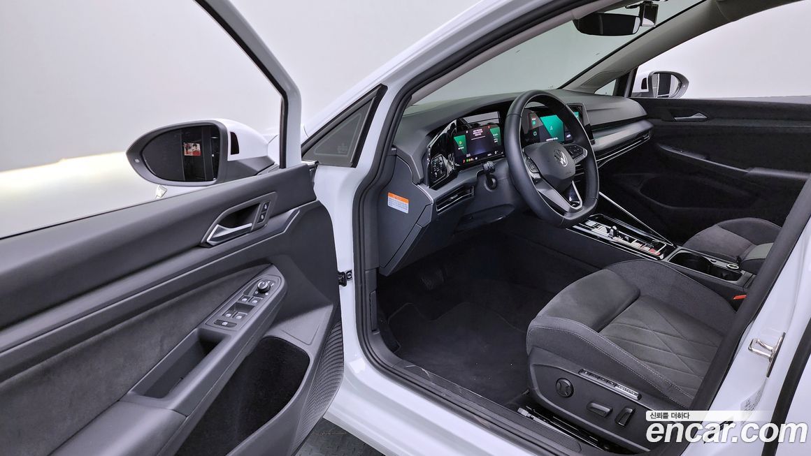 Volkswagen Golf 2024