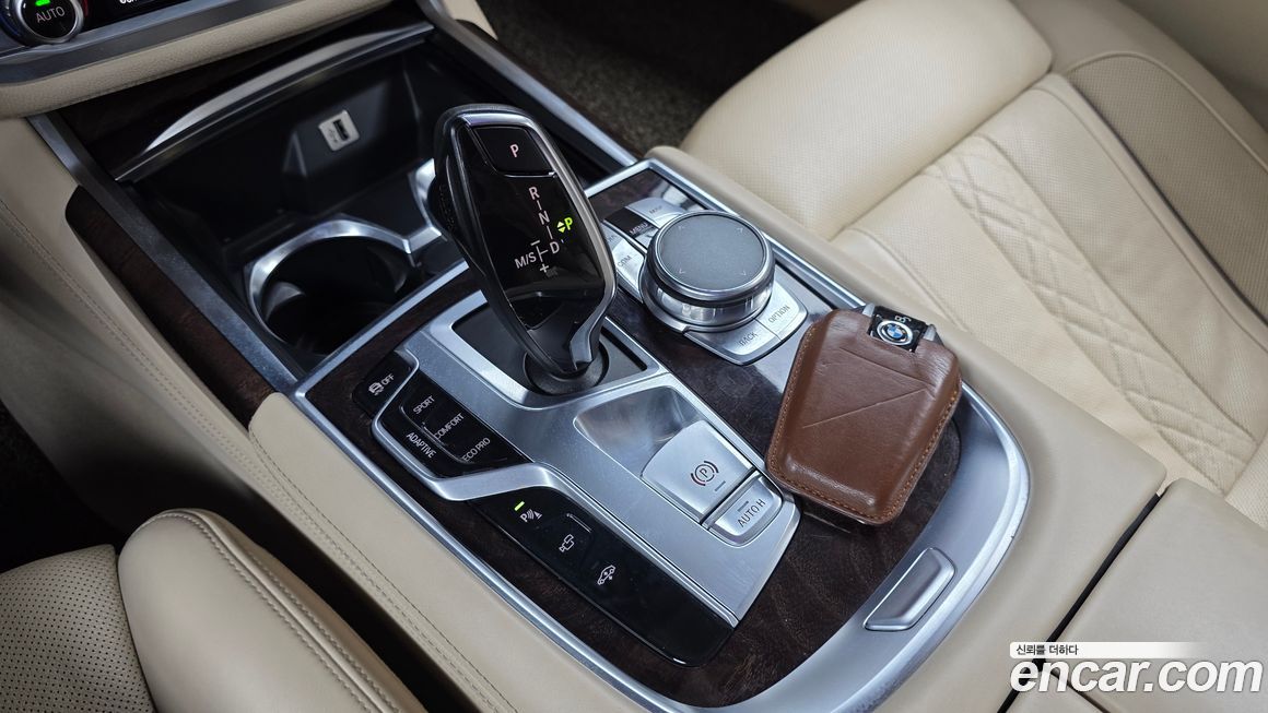 BMW 7-Series 2016