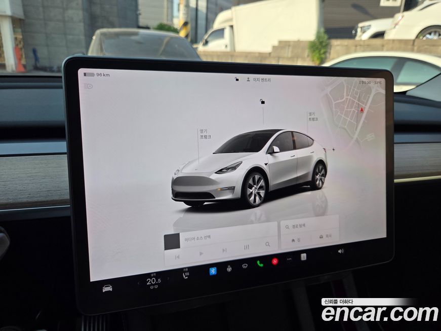 Tesla Model Y 2023